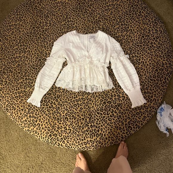 Chic White Ruffled Blouse - Picture 6 of 6